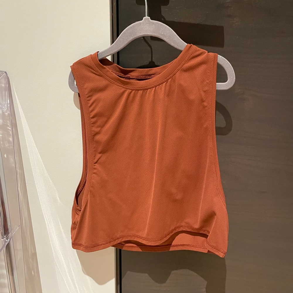 Lululemon Cropped Tank